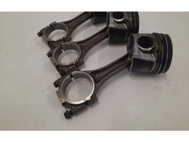 Поршень Volkswagen Golf IV