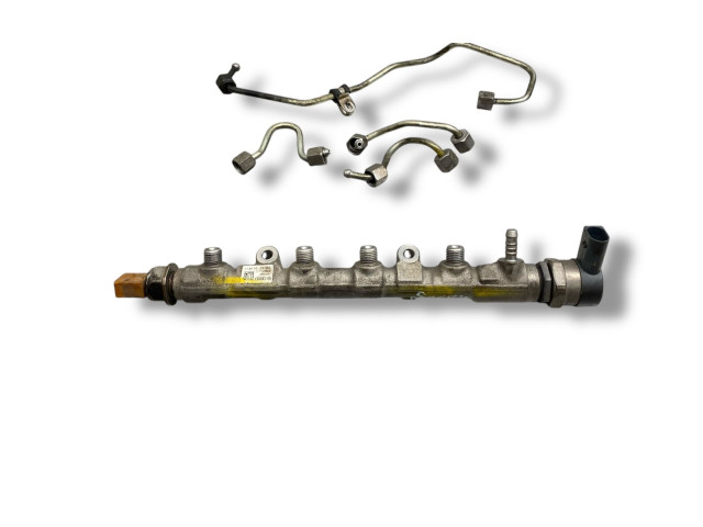 Топливная рампа R03P125MA, 03P089   Skoda Fabia Mk2 (5J)   для двигателя CFWA