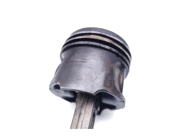 Píst K9K724 Renault Megane II K9K724