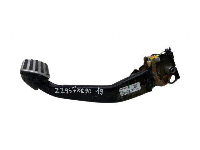 Педаль акселератора