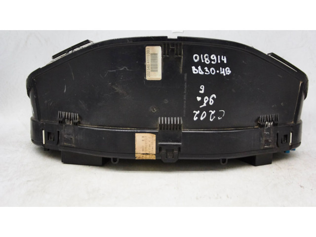 Přístrojová deska  Mercedes-Benz C W202 1997 a2025404811, 2025404811  