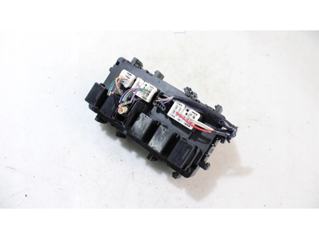 Блок предохранителей Infiniti Q50