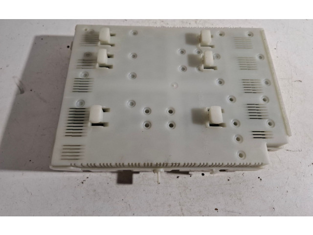 Блок предохранителей 31314511, CG9T14C256FA   Volvo S60    