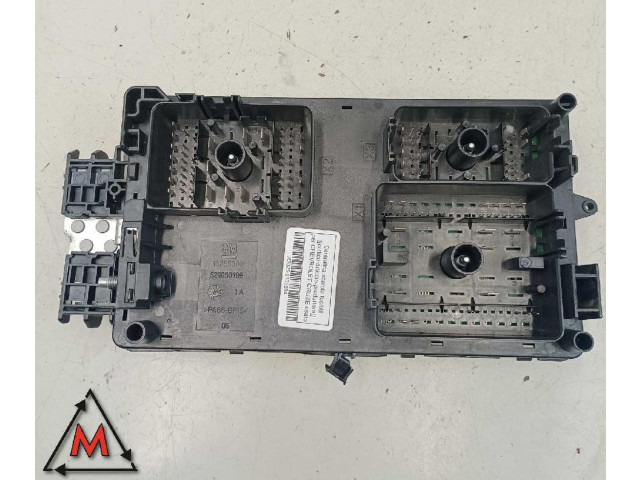 Pojistková skříňka 13255300, 529050199 Chevrolet Cruze 2012