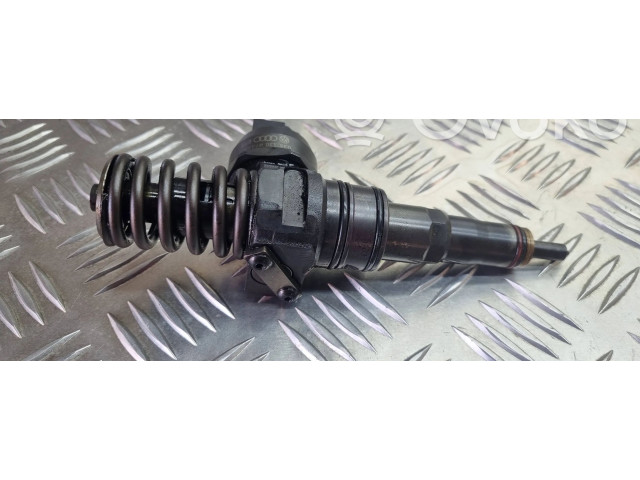 Vstřikovač 038130073BN, 0414720313 Volkswagen Caddy BSU