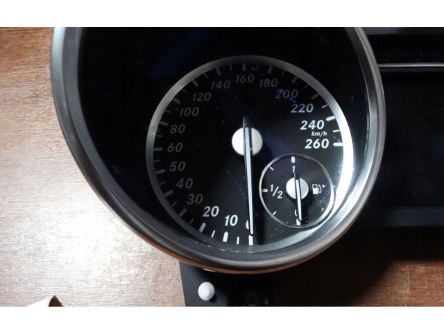 Přístrojová deska  Mercedes-Benz GLE (W166 - C292) 2017   