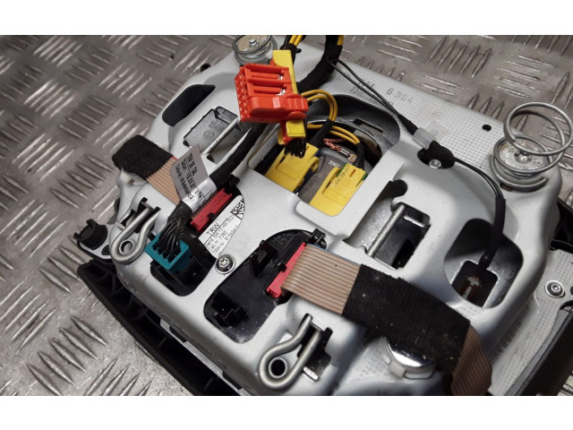 Подушка безопасности водителя 3D0880201 Volkswagen Phaeton