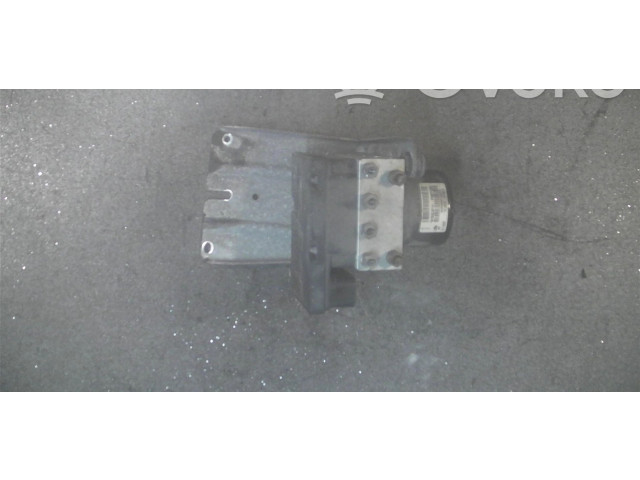 Блок АБС 8671223, 8671223   Volvo  V70  2000 - 2004 года