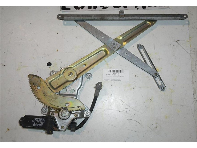 Подушка безопасности водителя 85720 Toyota 4 Runner N120 N130