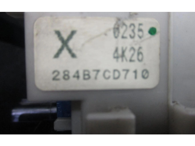 Pojistková skříňka 284B7CD710 Nissan Murano Z50