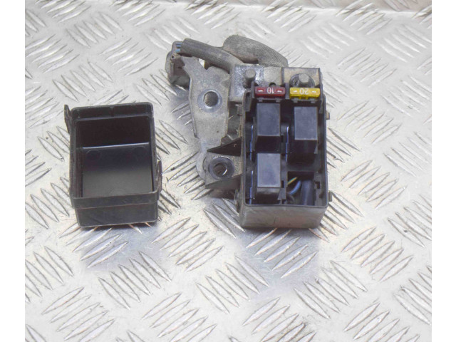   Pojistková skříňka    Dodge Stealth 1994