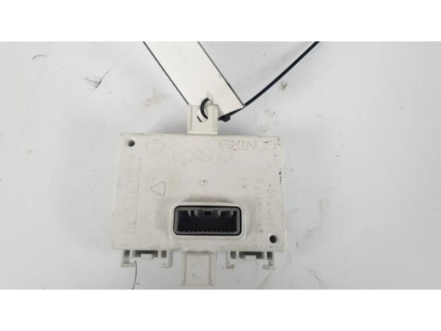 Řídící jednotka 283467680R Renault Captur 2013