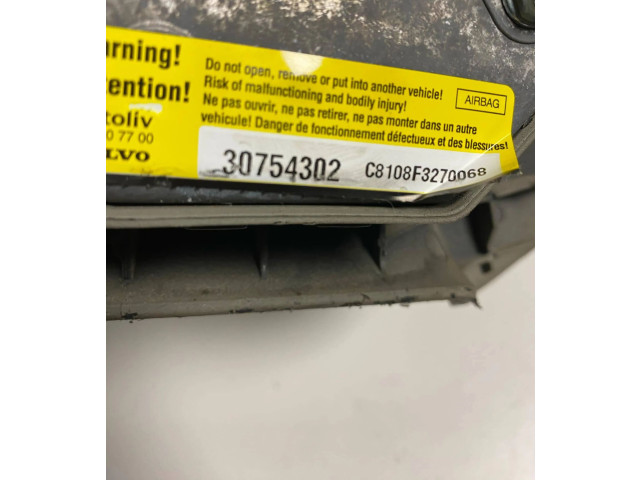 Подушка безопасности водителя 30754302, C8108F3270068   Volvo XC90