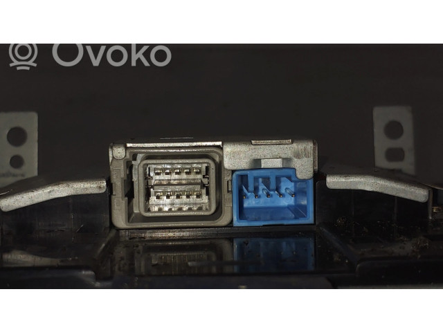 Дисплей 10190196, 8633359 Volvo S60