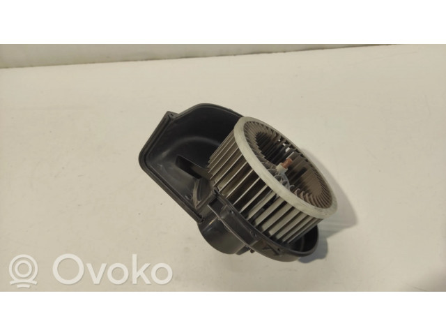 Вентилятор печки 87028, 0013967 Skoda Roomster (5J)