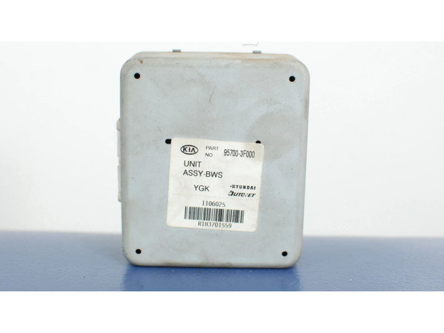 Блок управления 95700-3F000, 95700-3F000   KIA Opirus
