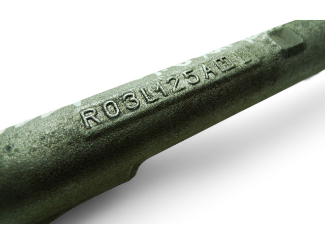 Vstřikovací lišta 03L906051, 03L125A Volkswagen Caddy CAY