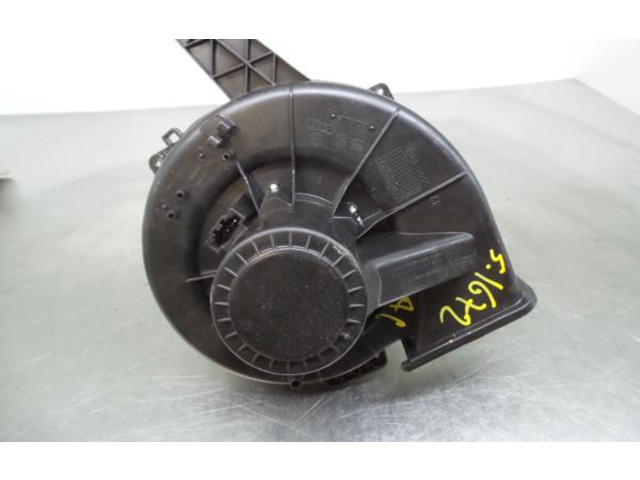 Вентилятор печки 5R1819015 Audi A1