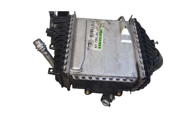 Интеркулер  A6540101004, A6540900100   Mercedes-Benz E W213 