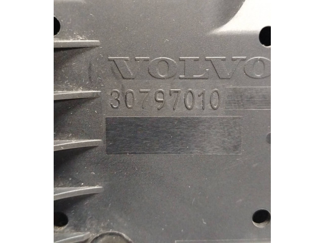 Дисплей    30797010   Volvo V70