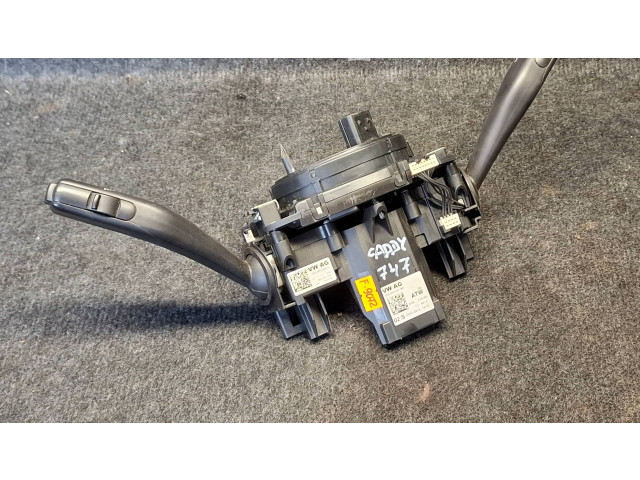 Подрулевой шлейф SRS 5K0953569AC, 1K5953521BK   Volkswagen Caddy