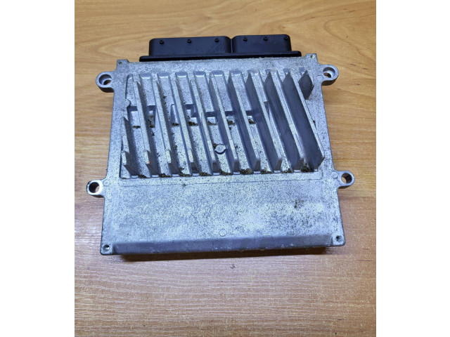 Блок управления двигателя 30743217AA, 0000004022   Volvo S80