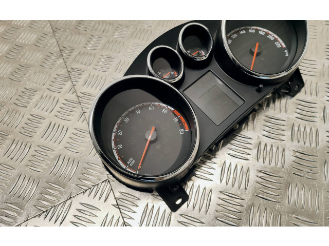 Панель приборов 13420513, 600775881   Opel Meriva B       