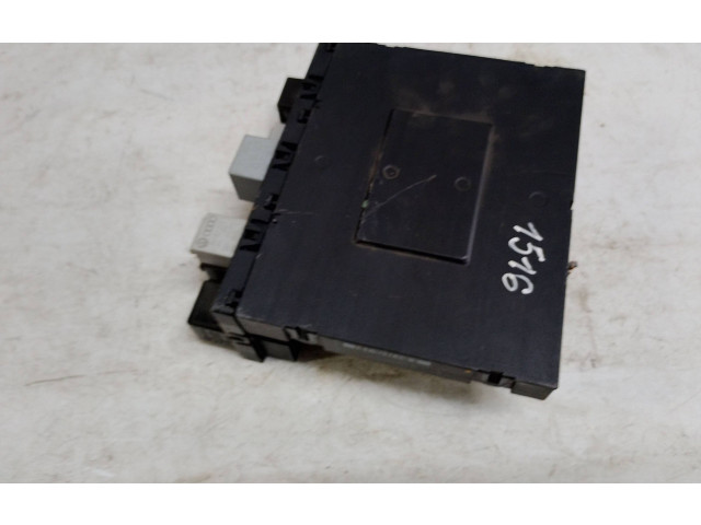 Блок комфорта 1K0937049N Volkswagen Golf III