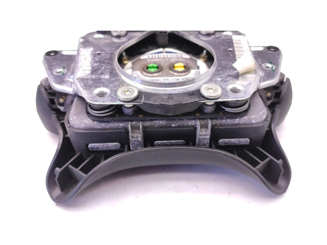 Подушка безопасности водителя 2304600798   Mercedes-Benz CLK A209 C209