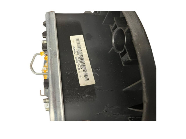 Подушка безопасности водителя 8200677496 Renault Clio III