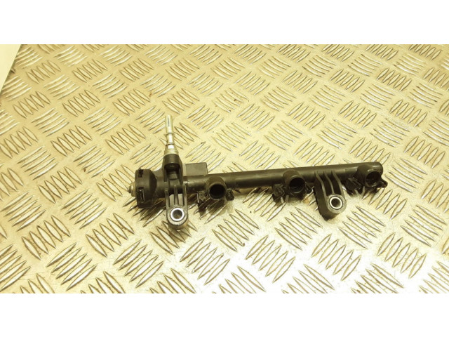 Топливная рампа 238140Q010A Toyota Aygo AB10 1.0