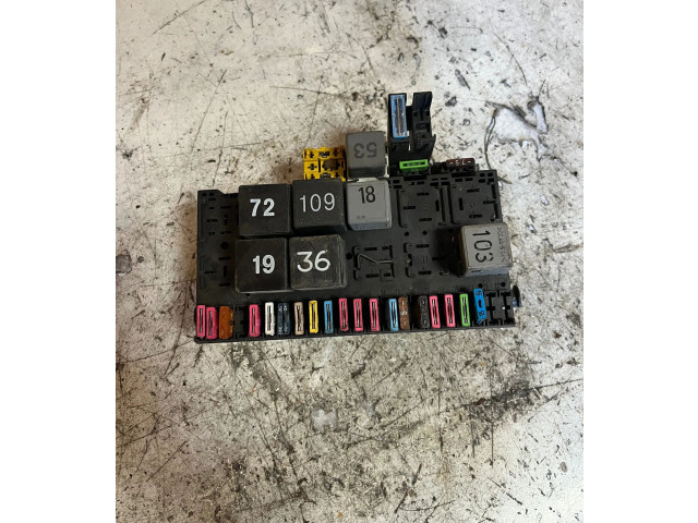 Блок предохранителей 7M0937025D, 357911253 Ford Galaxy