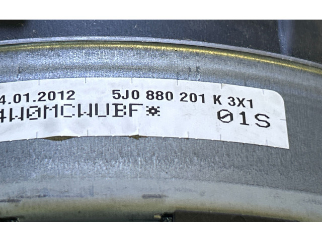 Подушка безопасности водителя 5J0880201K Skoda Fabia Mk2 (5J)