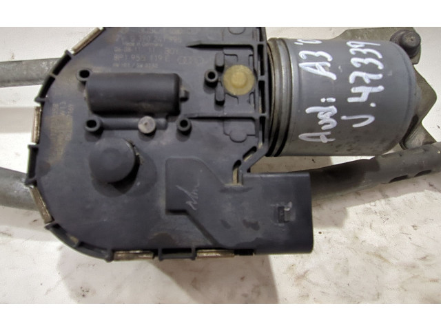 Моторчик дворников     Audi A3 S3 8P