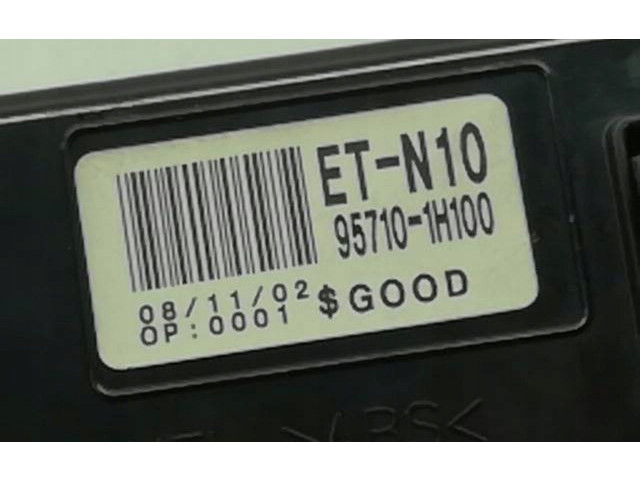 Дисплей    957101H100   KIA Ceed