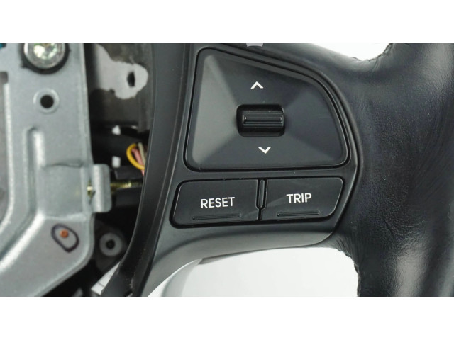 Руль KIA Rio 2012 - 2016 года 561001W711HU