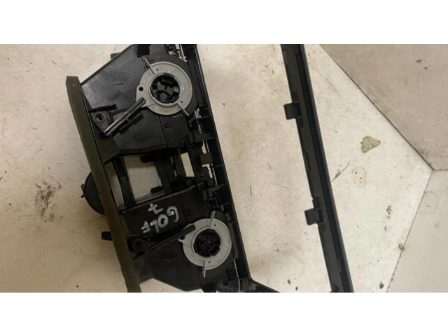 Центральная воздушная решётка