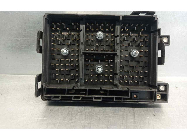 Pojistková skříňka Řídící jednotka BSM 919552F040 KIA Cerato 2004