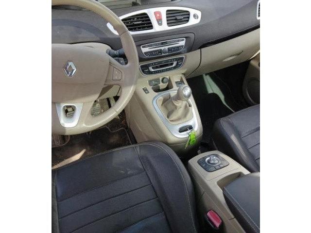 Зеркало электрическое        Renault Scenic III -  Grand scenic III  2009 - 2016 года   