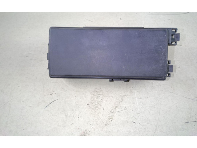 Блок предохранителей 04692114AC   Jeep Grand Cherokee (WK)    