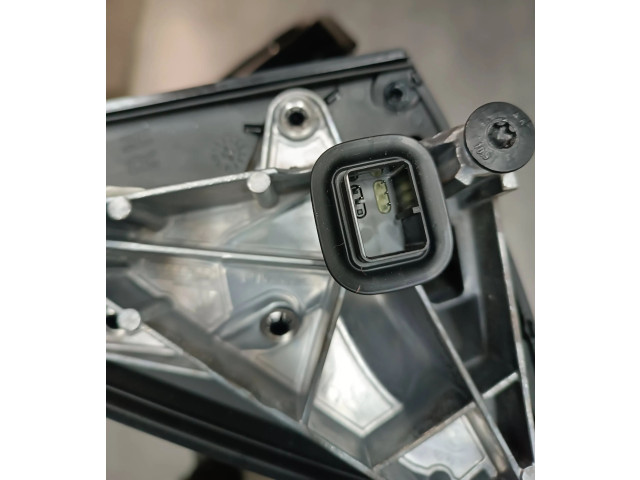 Зеркало (управляемое электричеством)    BMW iX3 G08