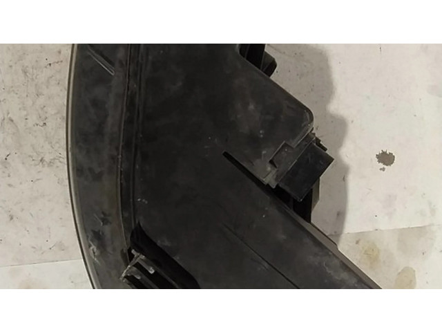 Передняя фара  