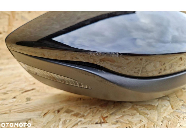 Зеркало электрическое Audi e-tron - года