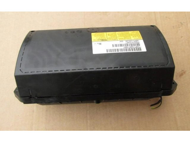 Подушка безопасности пассажира Jeep Cherokee III KJ