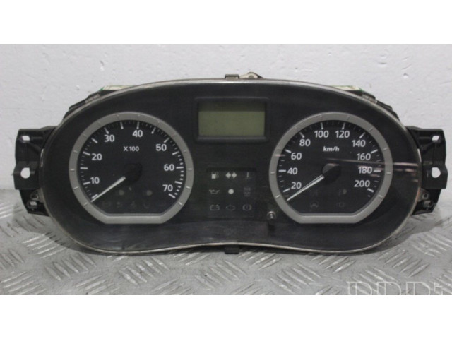 Панель приборов 8200377739   Dacia Logan I       