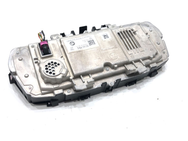 Панель приборов 5E3920770C Skoda Octavia Mk4