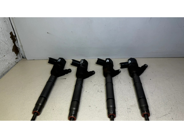 Vstřikovač 0445110320, 338002A900 Hyundai i30 pro naftový motor 1.6 D4FB