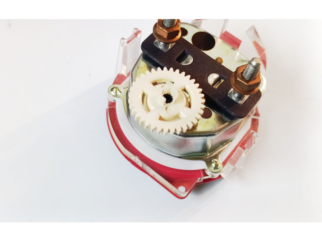 Панель приборов    Audi A6 S6 C4 4A       