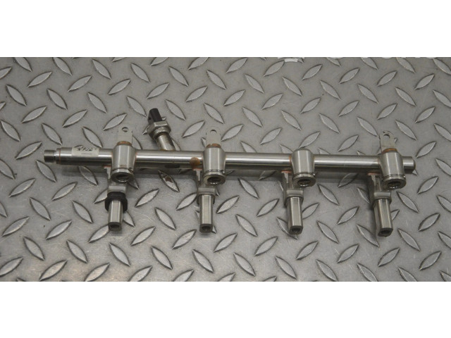 Vstřikovací lišta 50052930, 2057900986 Alfa Romeo Giulia pro benzínový motor 2.0 55273835