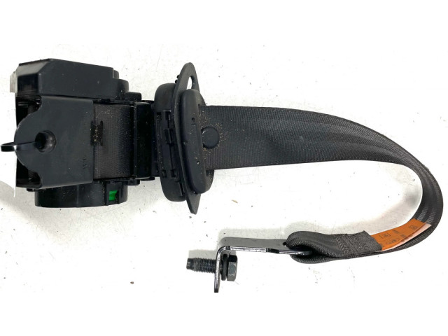 Задний ремень безопасности